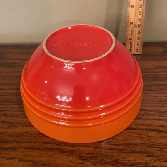 Le Creuset (Flame color)set of large rim soup bowl and cereal bowl 🥣 - Picture 9 of 9